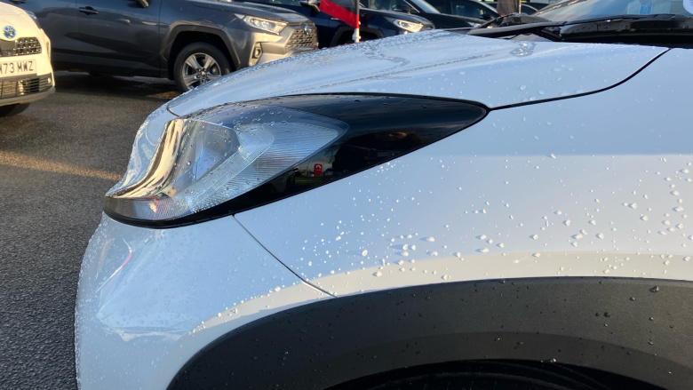 Toyota Aygo X 1.0 VVT-i Edge 5dr Petrol Hatchback